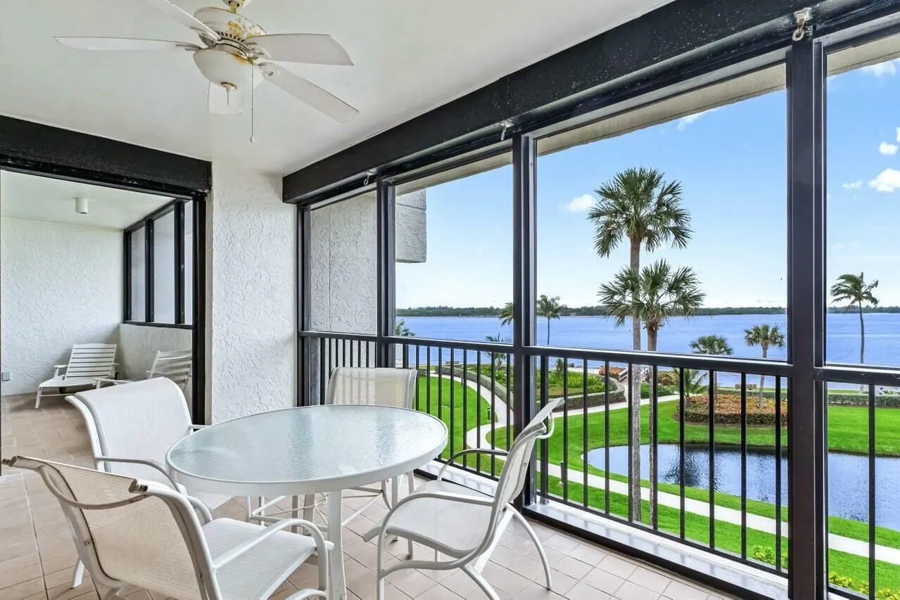 2820 SE Dune Drive, #2305