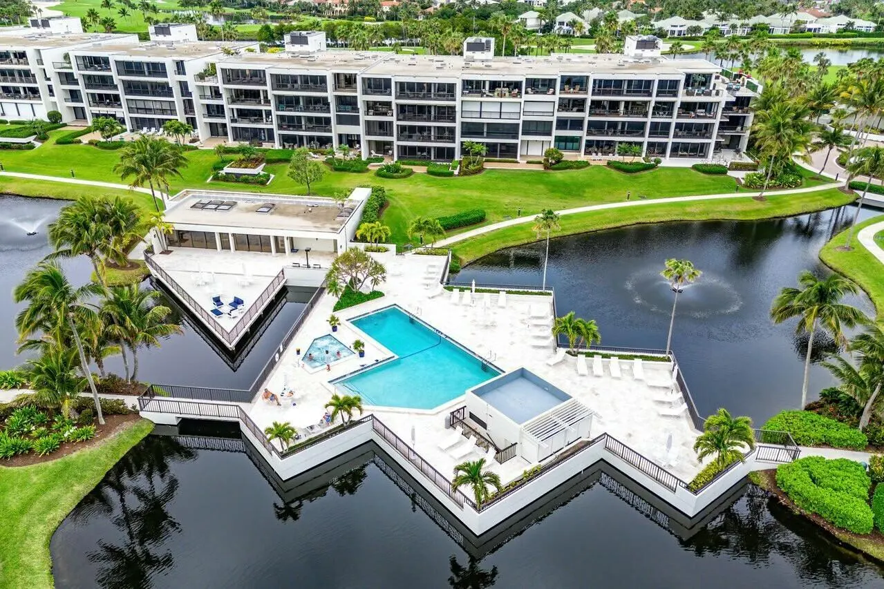 2820 SE Dune Drive, #2305