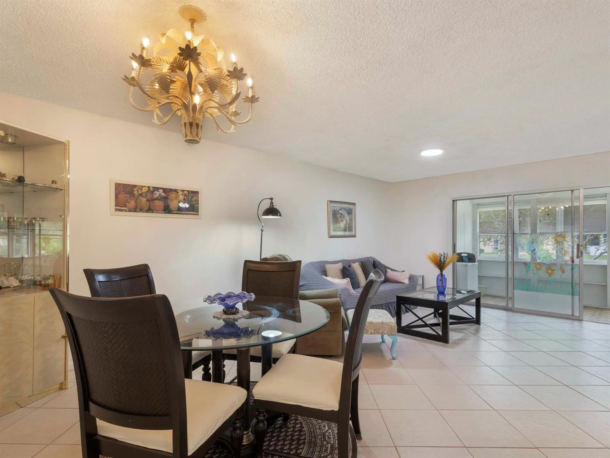 857 Worcester Lane, #B