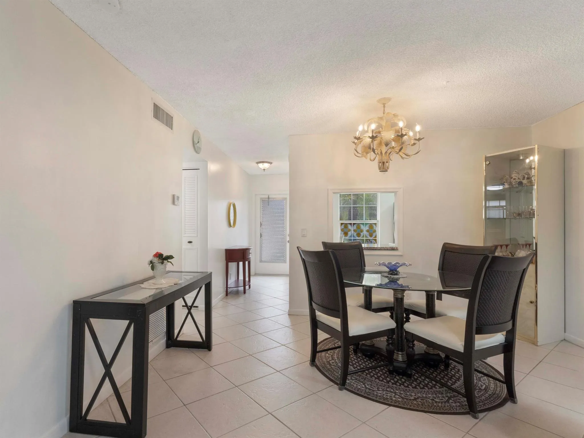857 Worcester Lane, #B