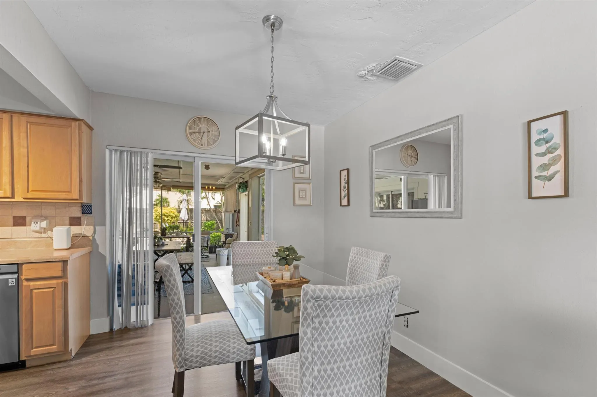 1409 W Ocean Avenue