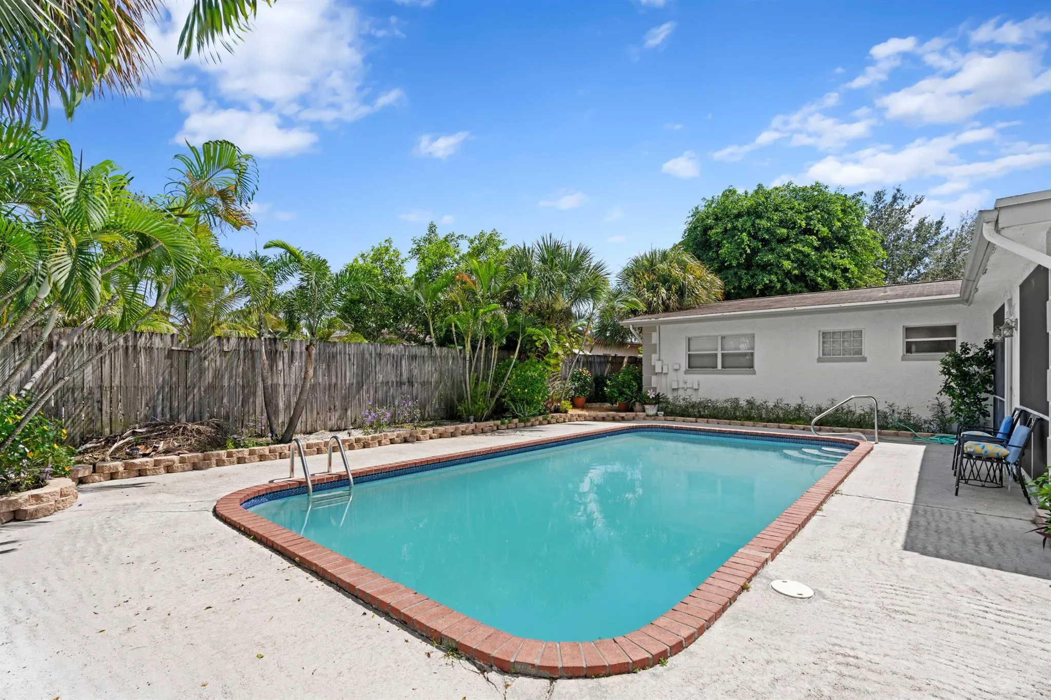 1409 W Ocean Avenue