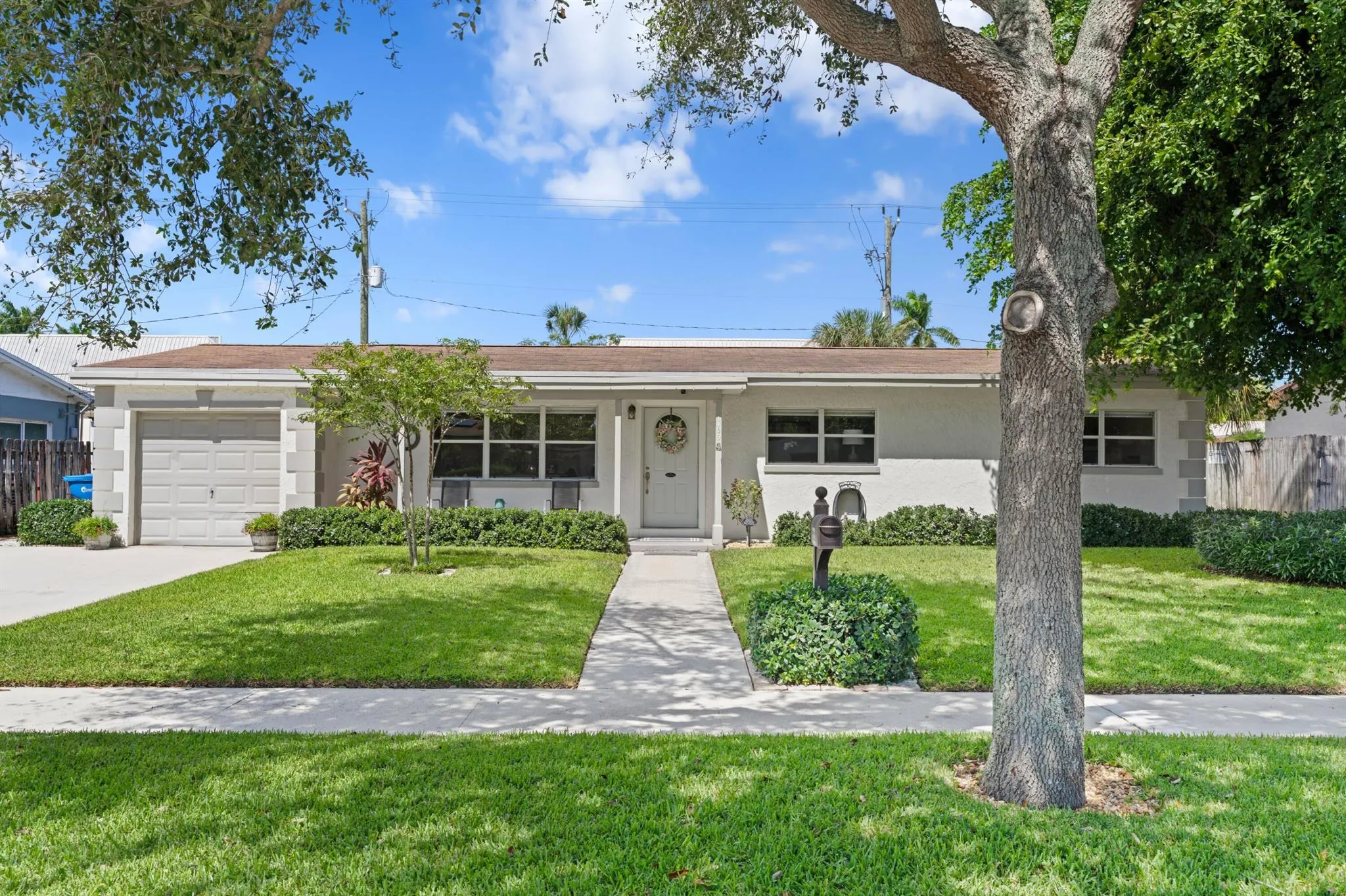 1409 W Ocean Avenue