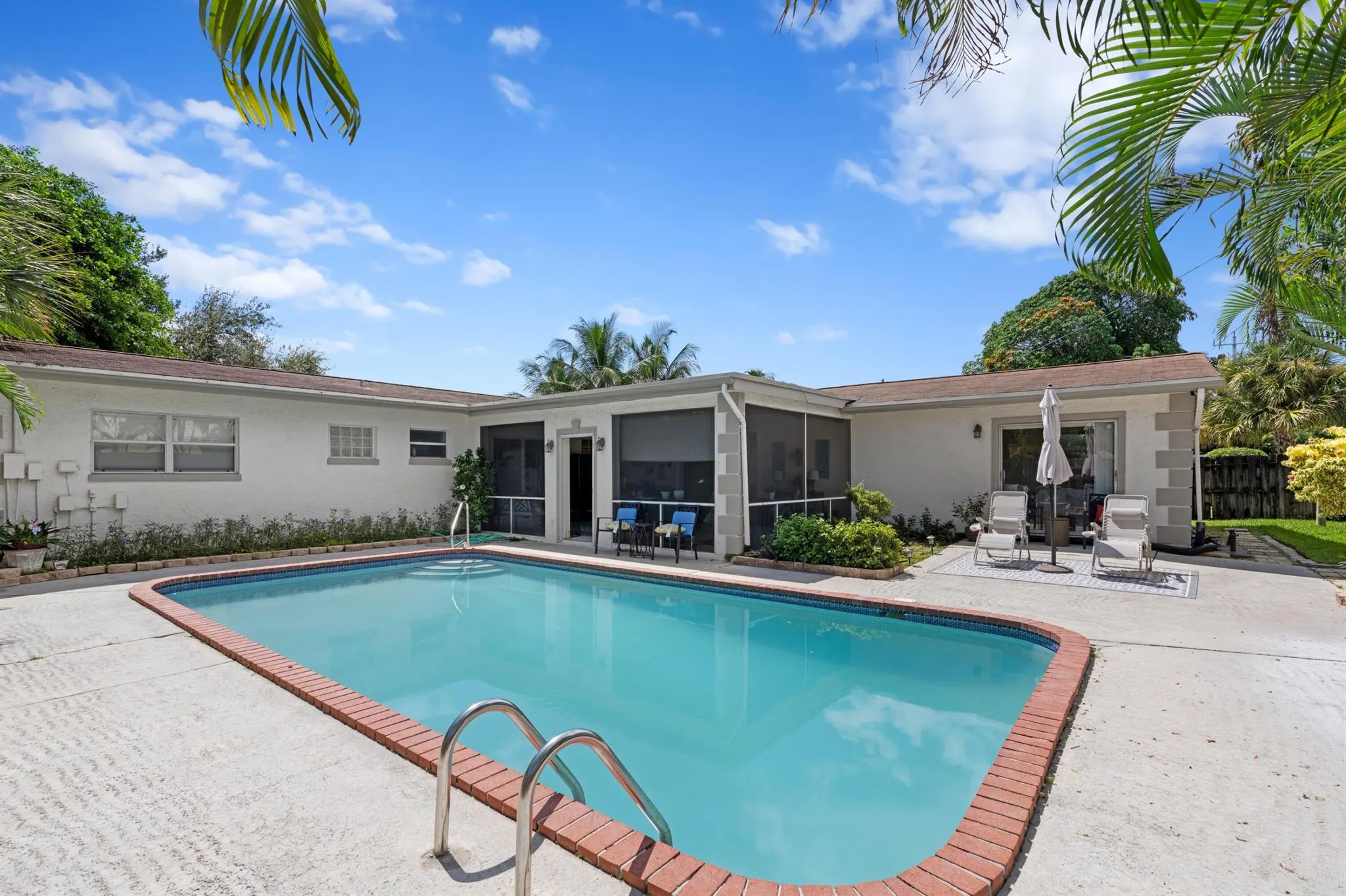 1409 W Ocean Avenue