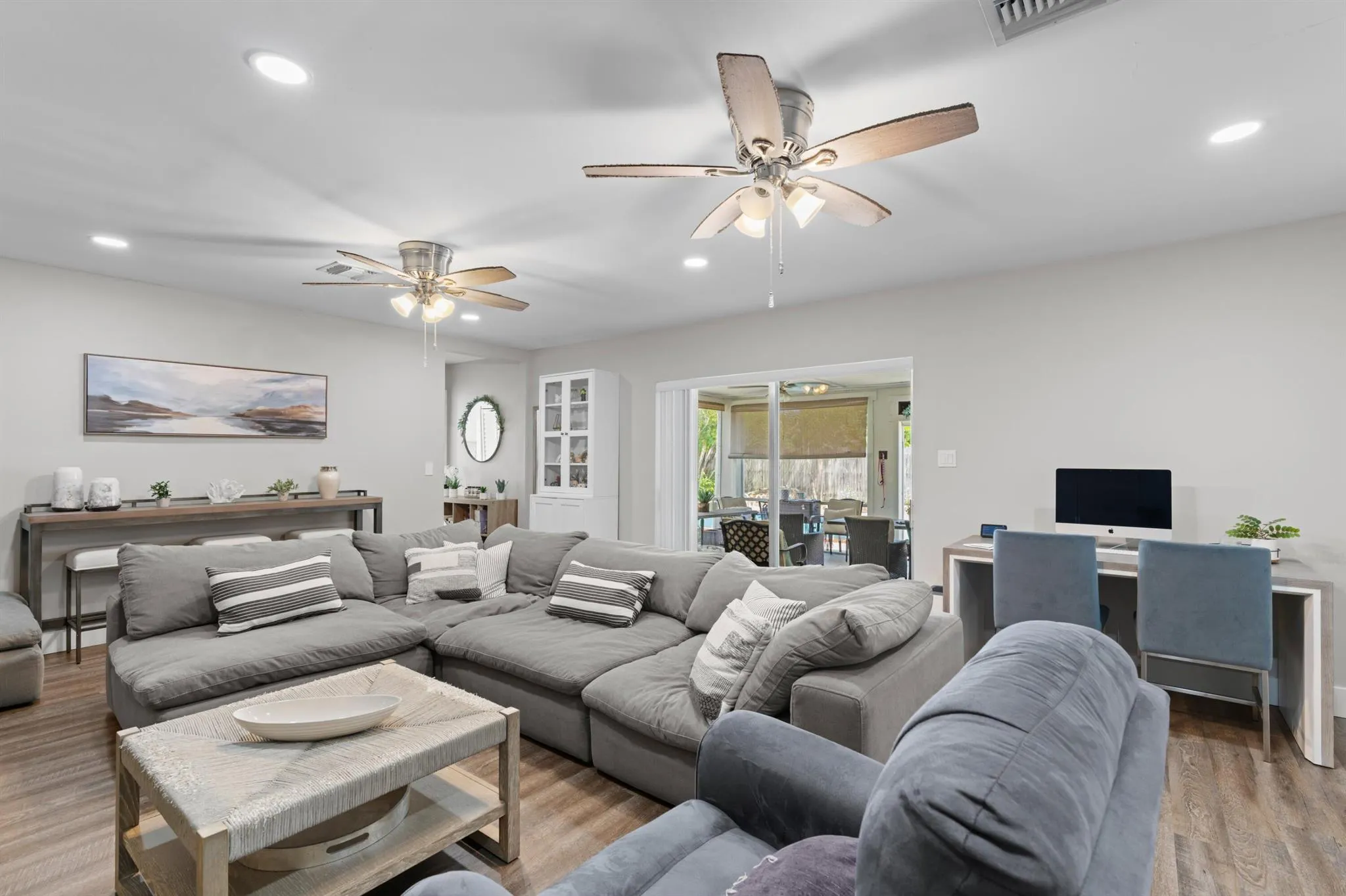 1409 W Ocean Avenue