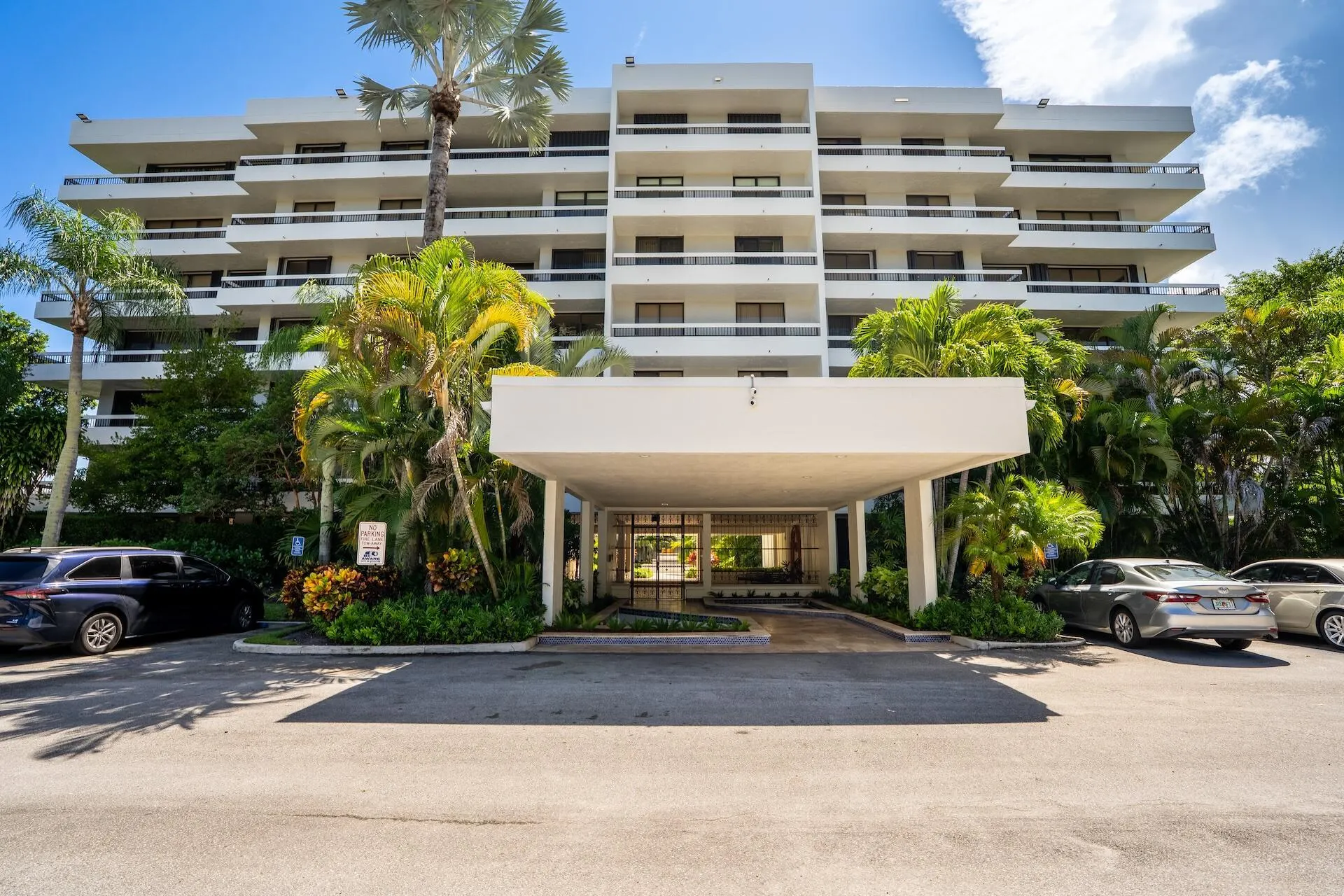 23200 Camino Del Mar, #302