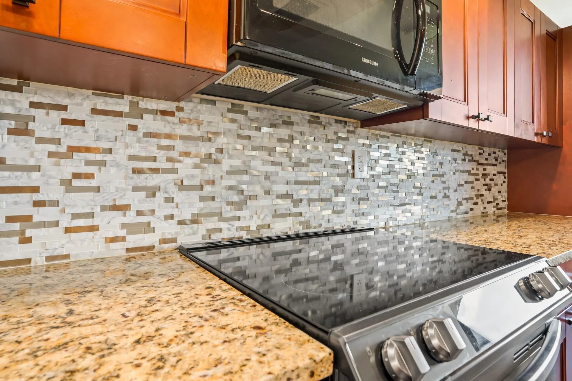 23200 Camino Del Mar, #302