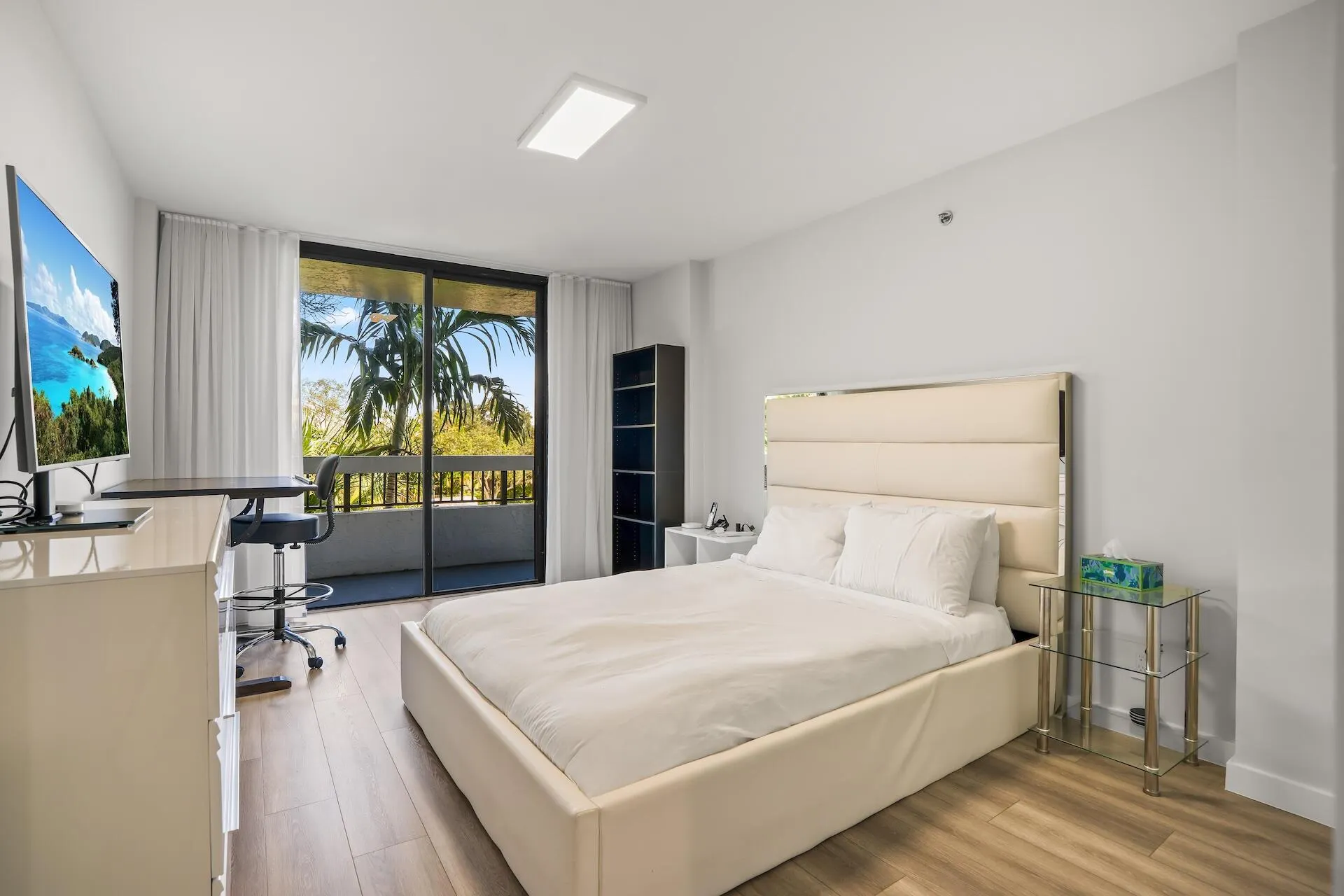 23200 Camino Del Mar, #302
