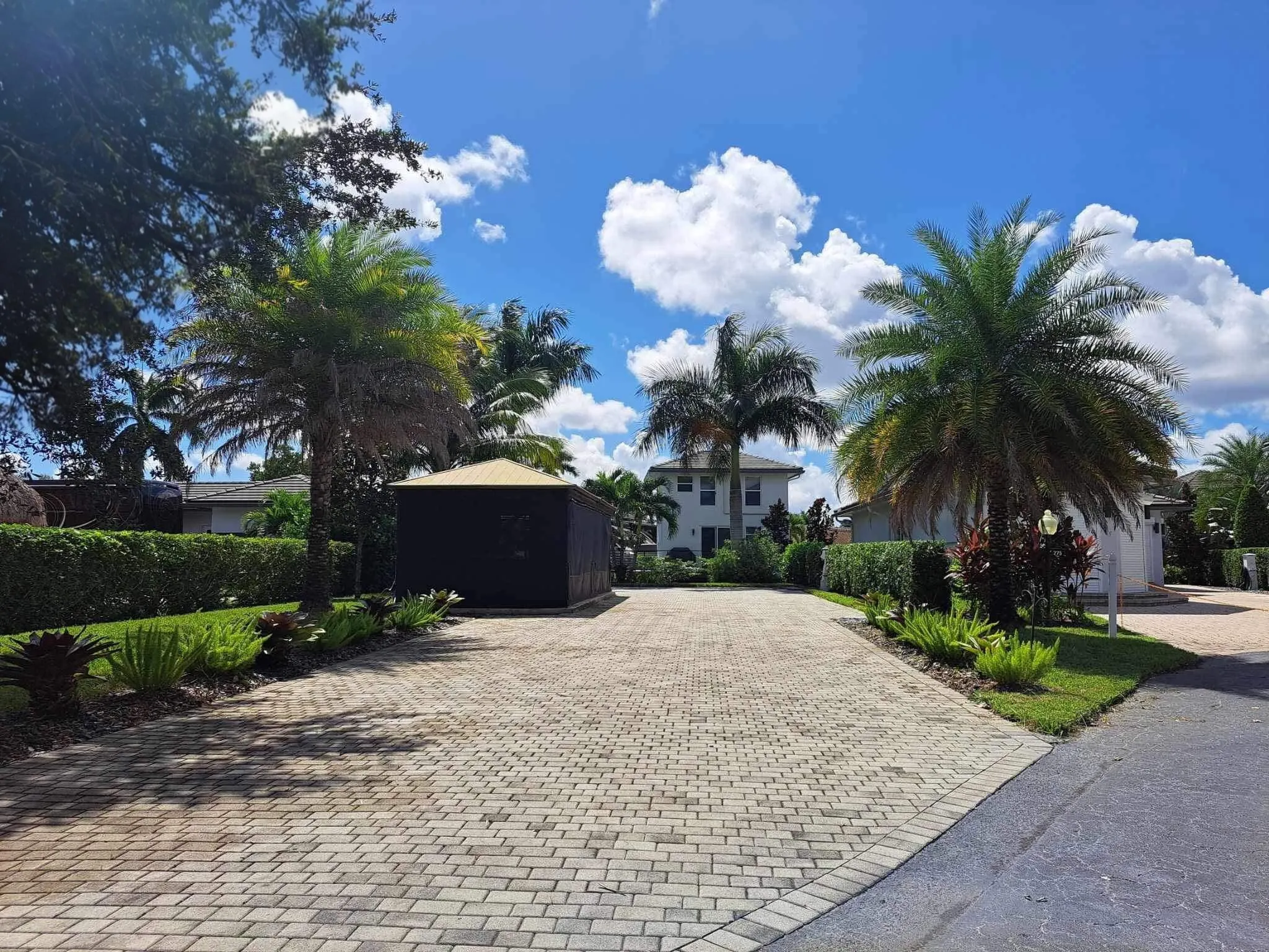 276 N Cortez Drive