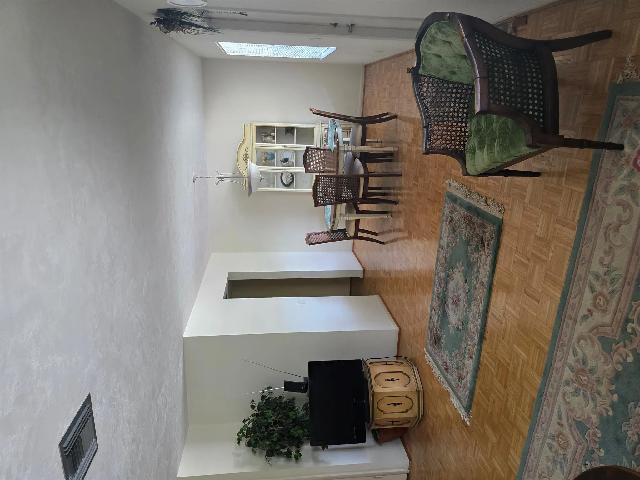500 1st Avenue S, #203