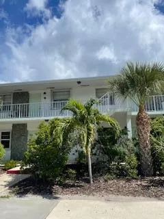 500 1st Avenue S, #203