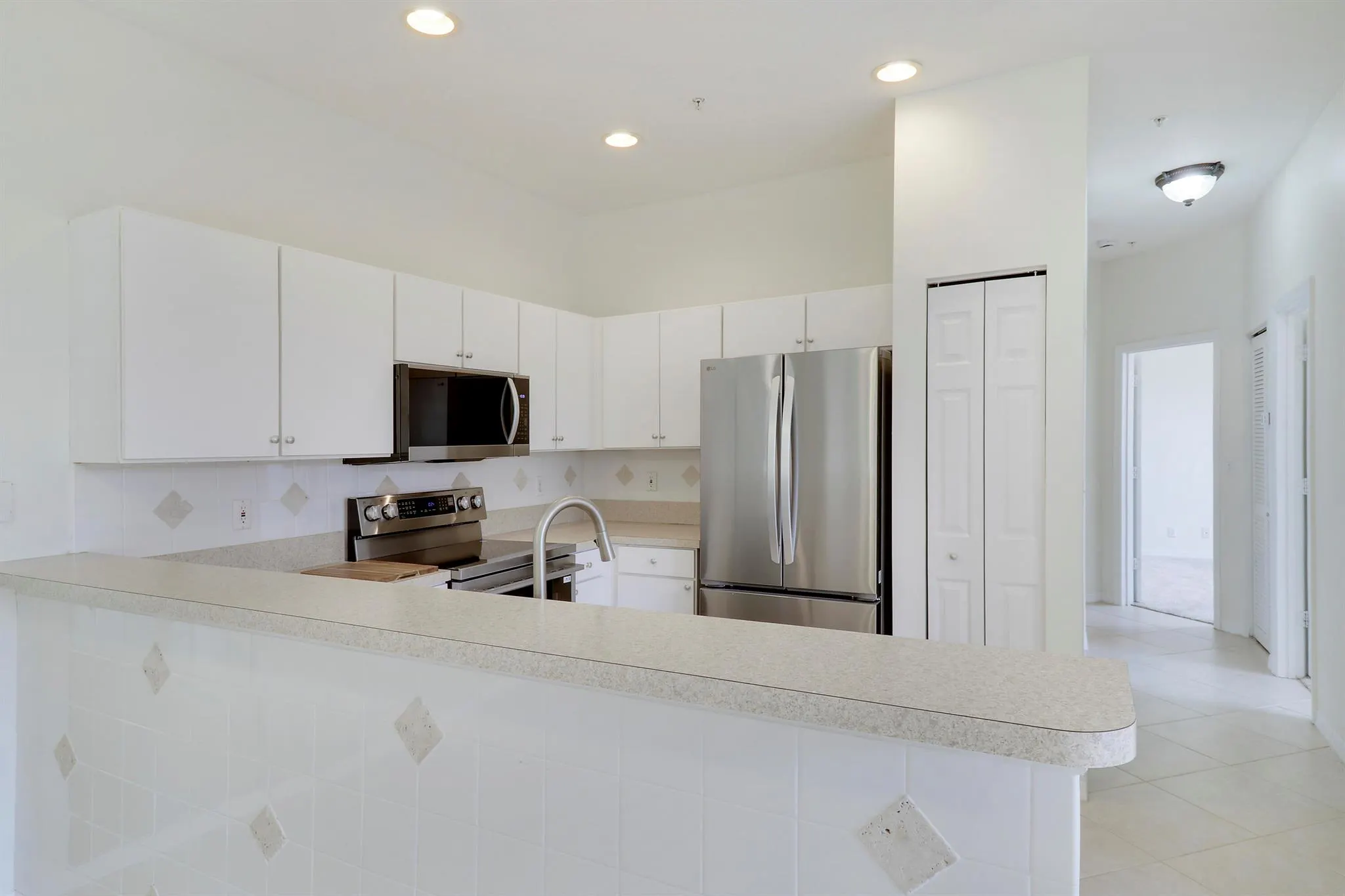 110 Lighthouse Circle, #C