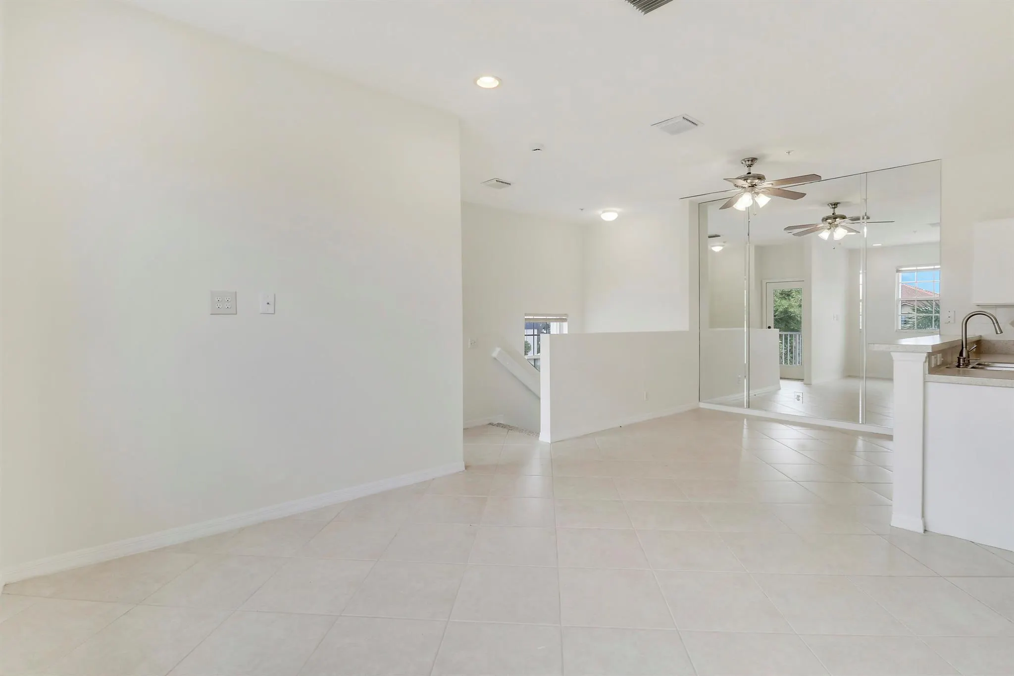 110 Lighthouse Circle, #C