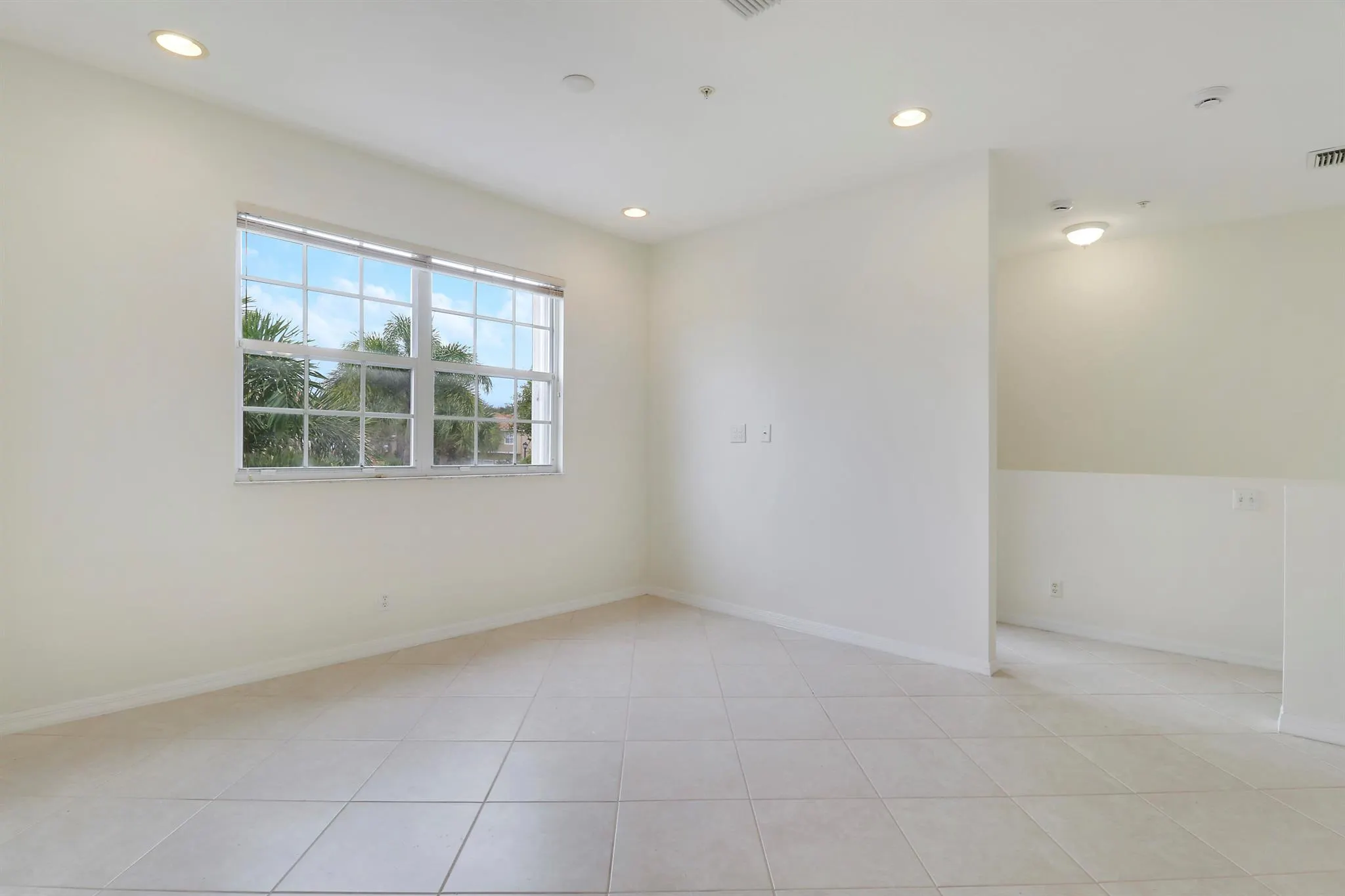 110 Lighthouse Circle, #C