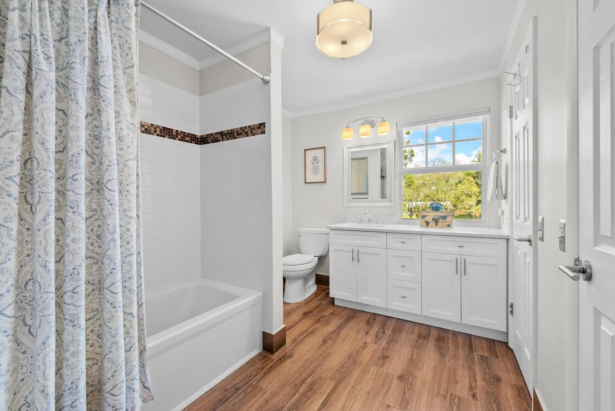17885 Bridle Lane