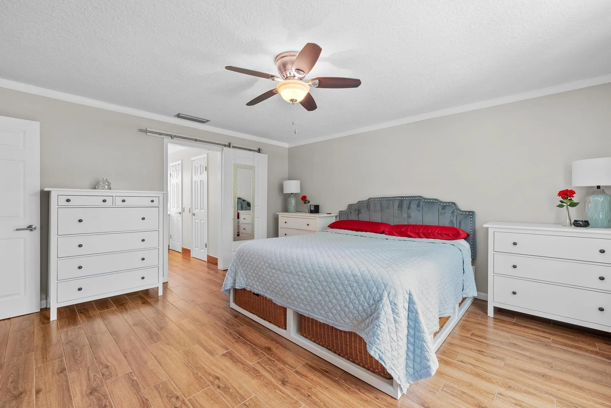 17885 Bridle Lane