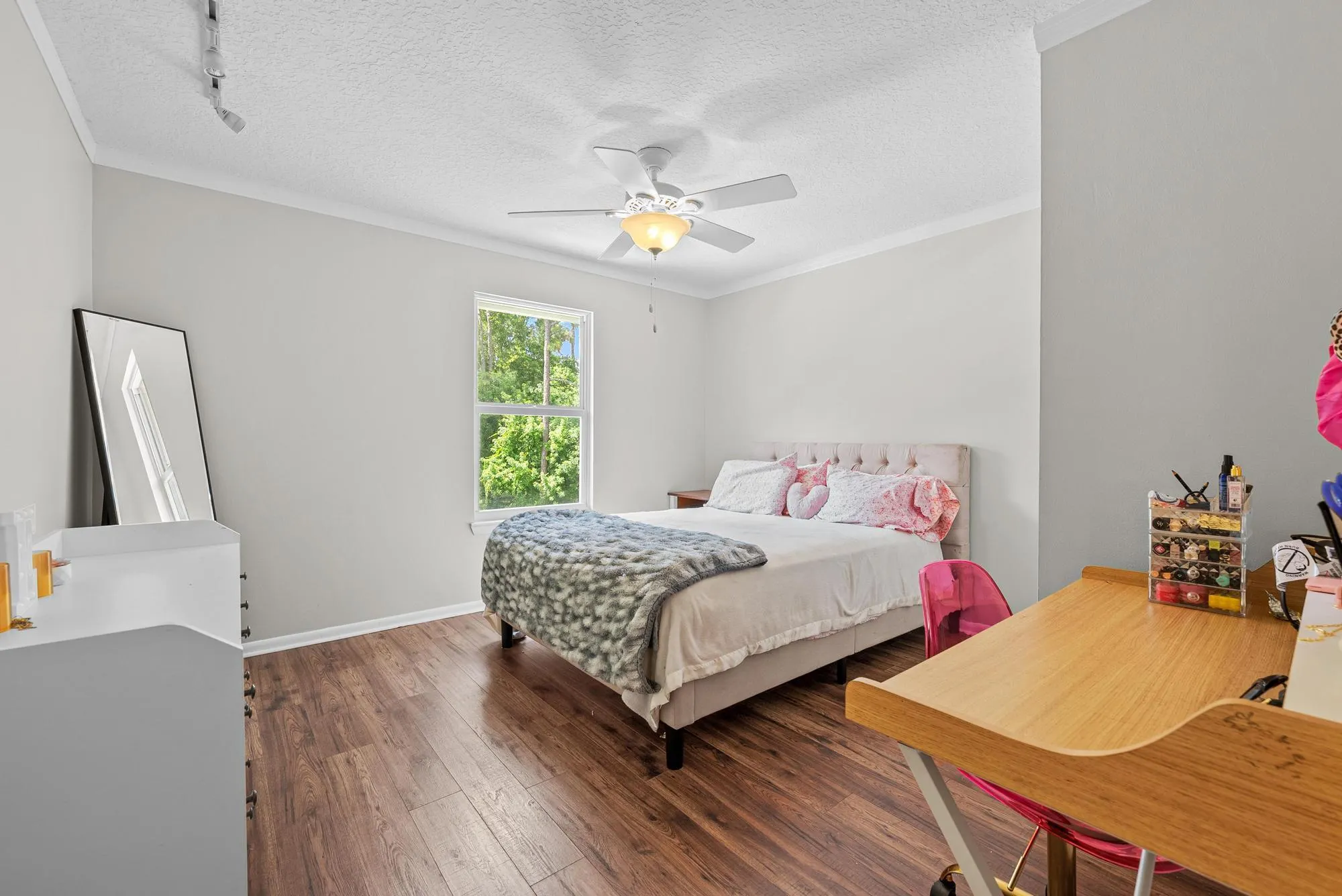 17885 Bridle Lane