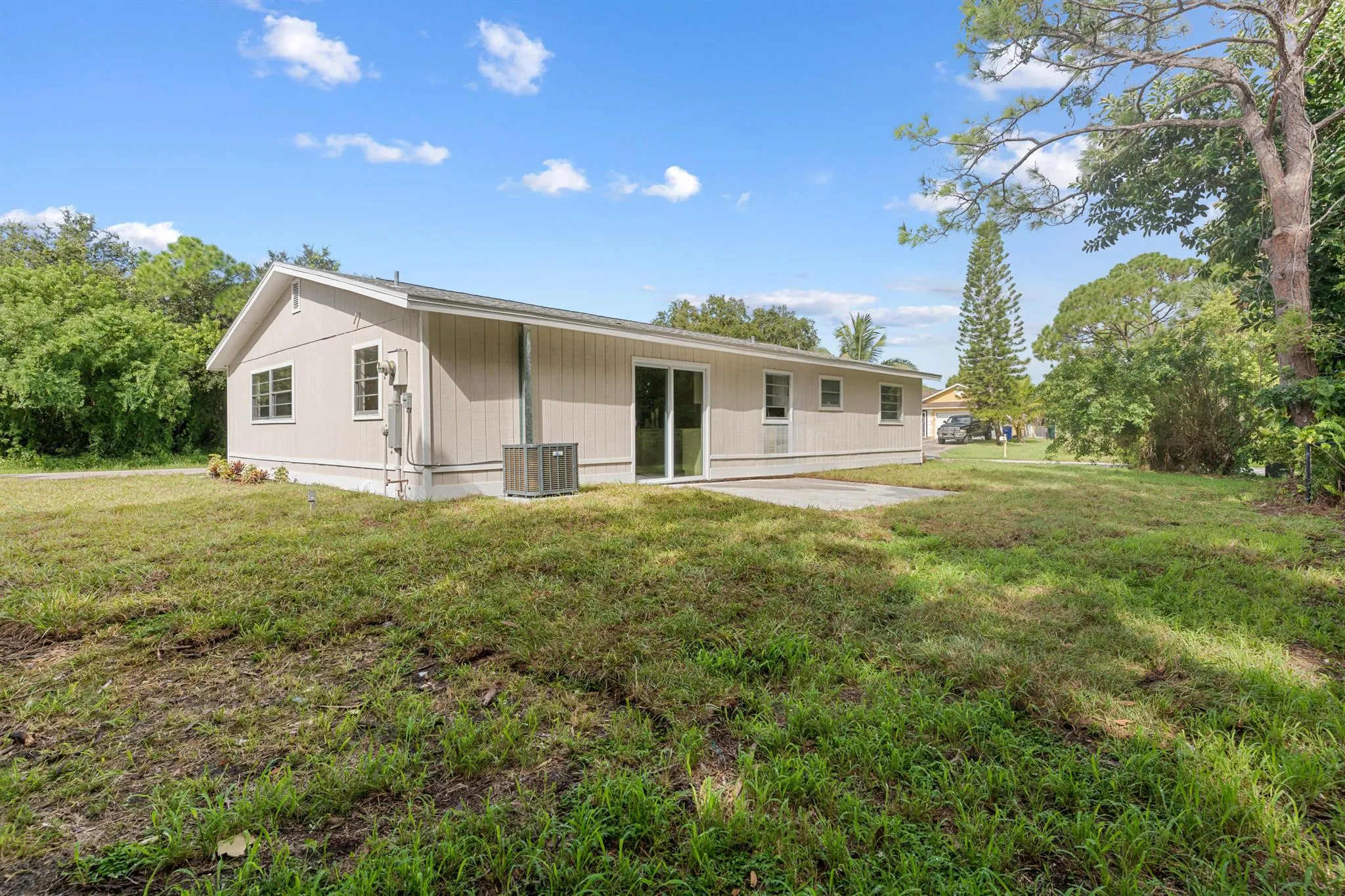 1502 Emerson Lane