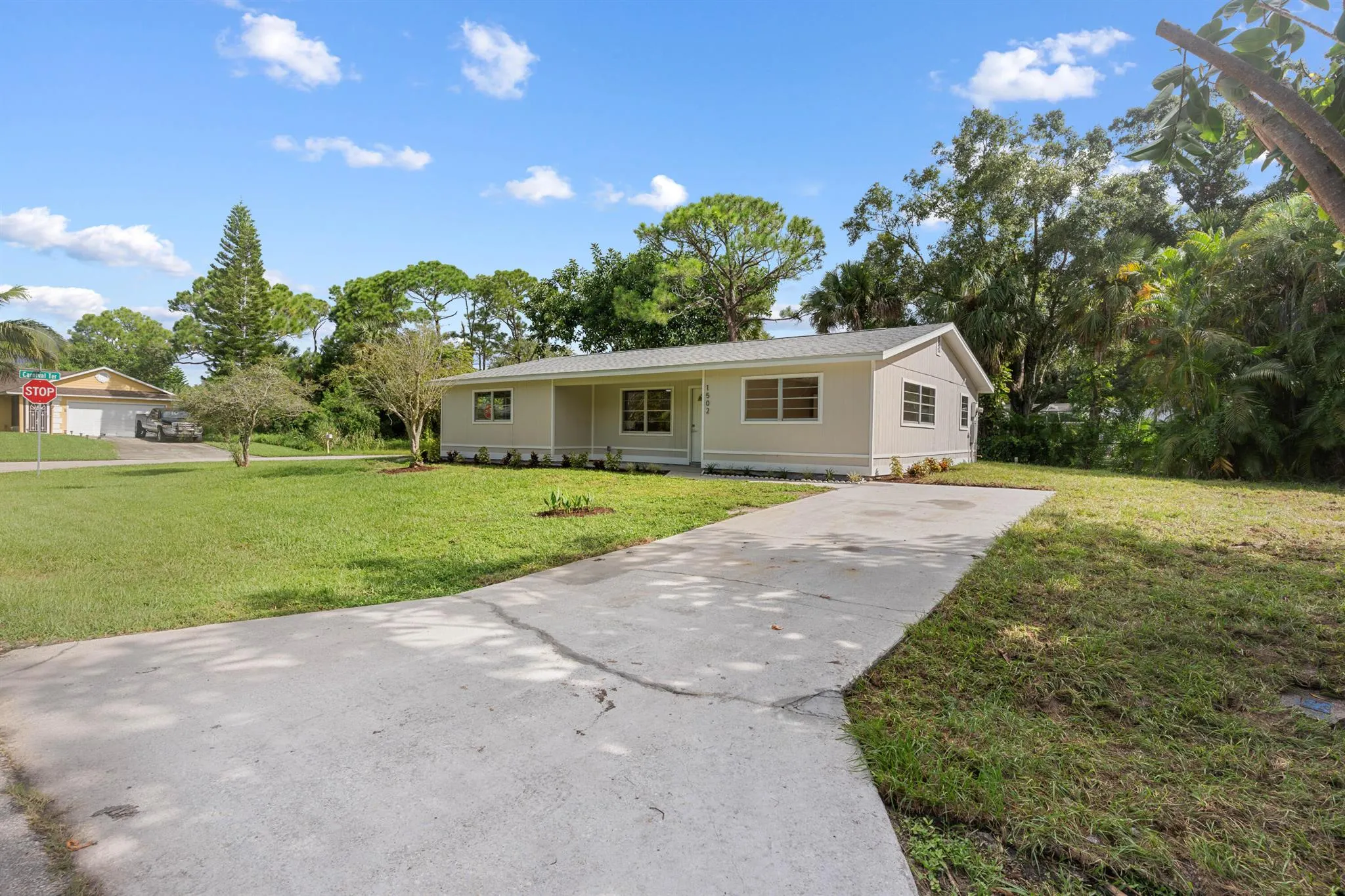 1502 Emerson Lane