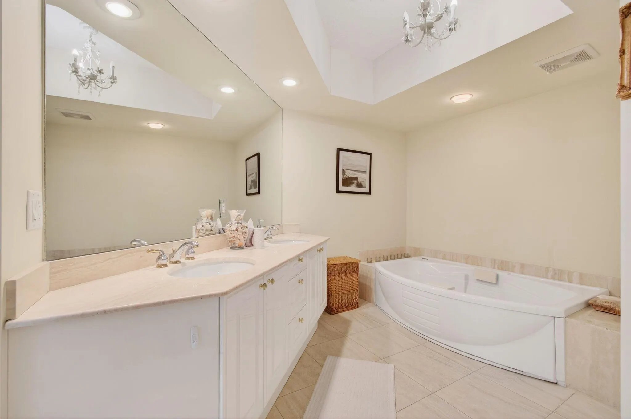 3700 S Ocean Boulevard, #110a