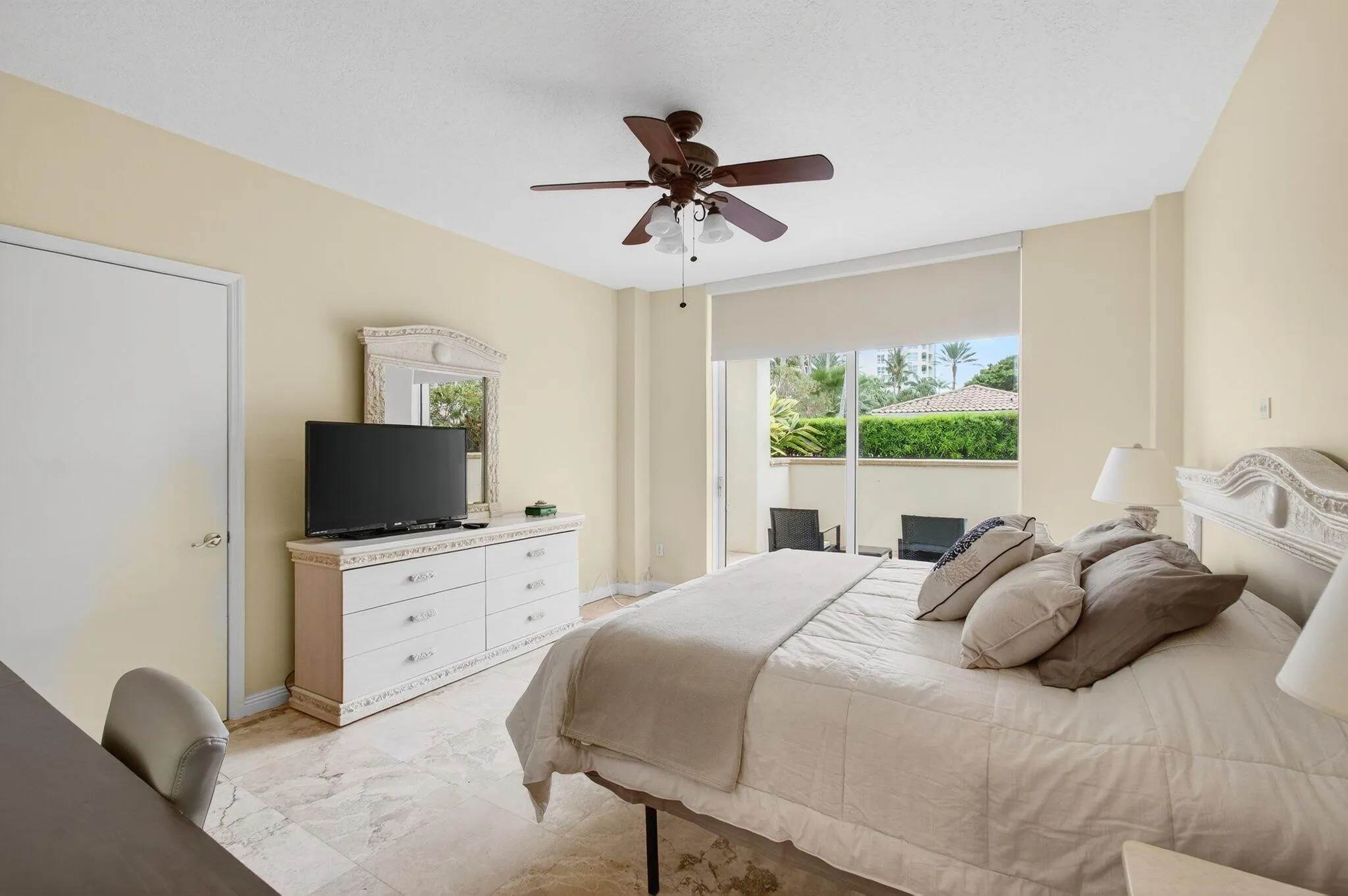 3700 S Ocean Boulevard, #110a