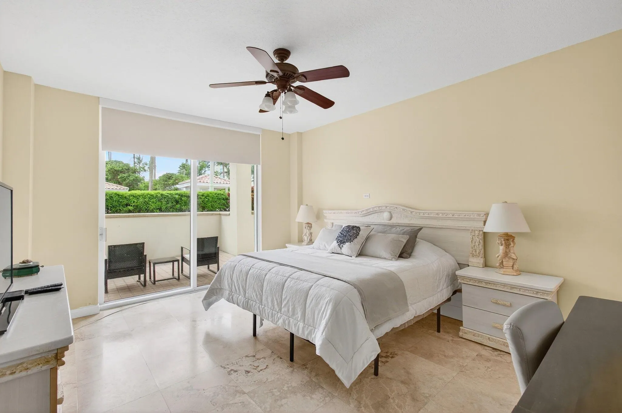 3700 S Ocean Boulevard, #110a
