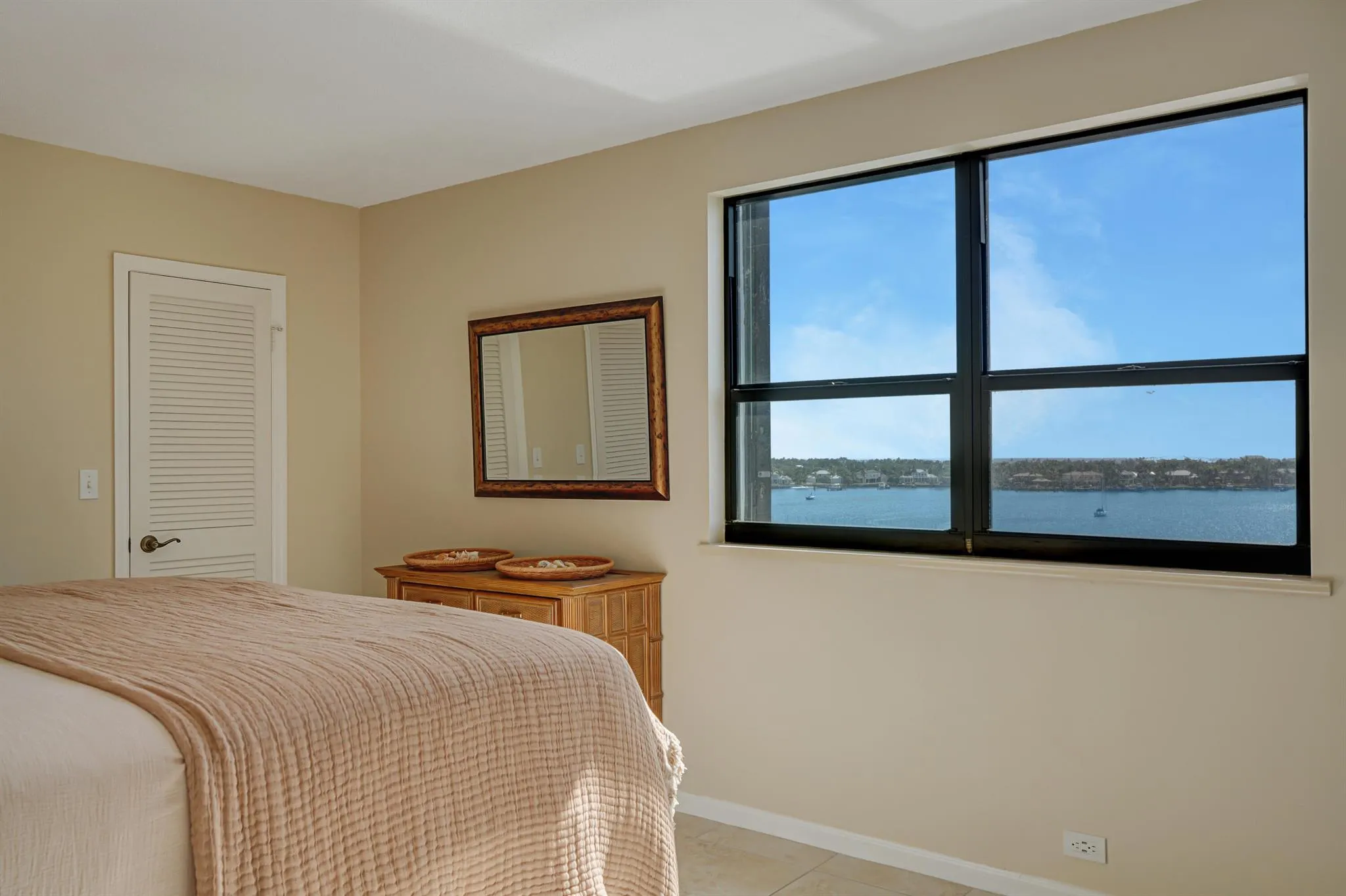 1208 Marine Way, #602