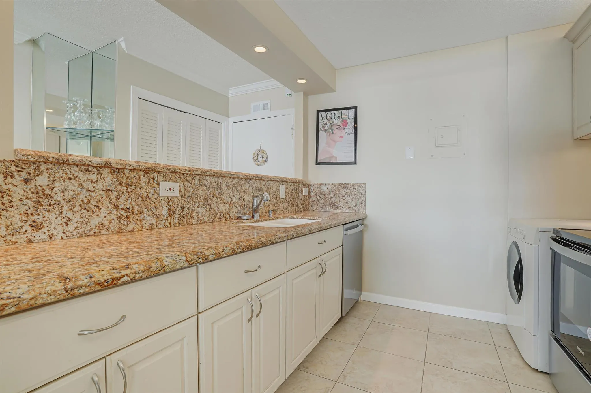 1208 Marine Way, #602