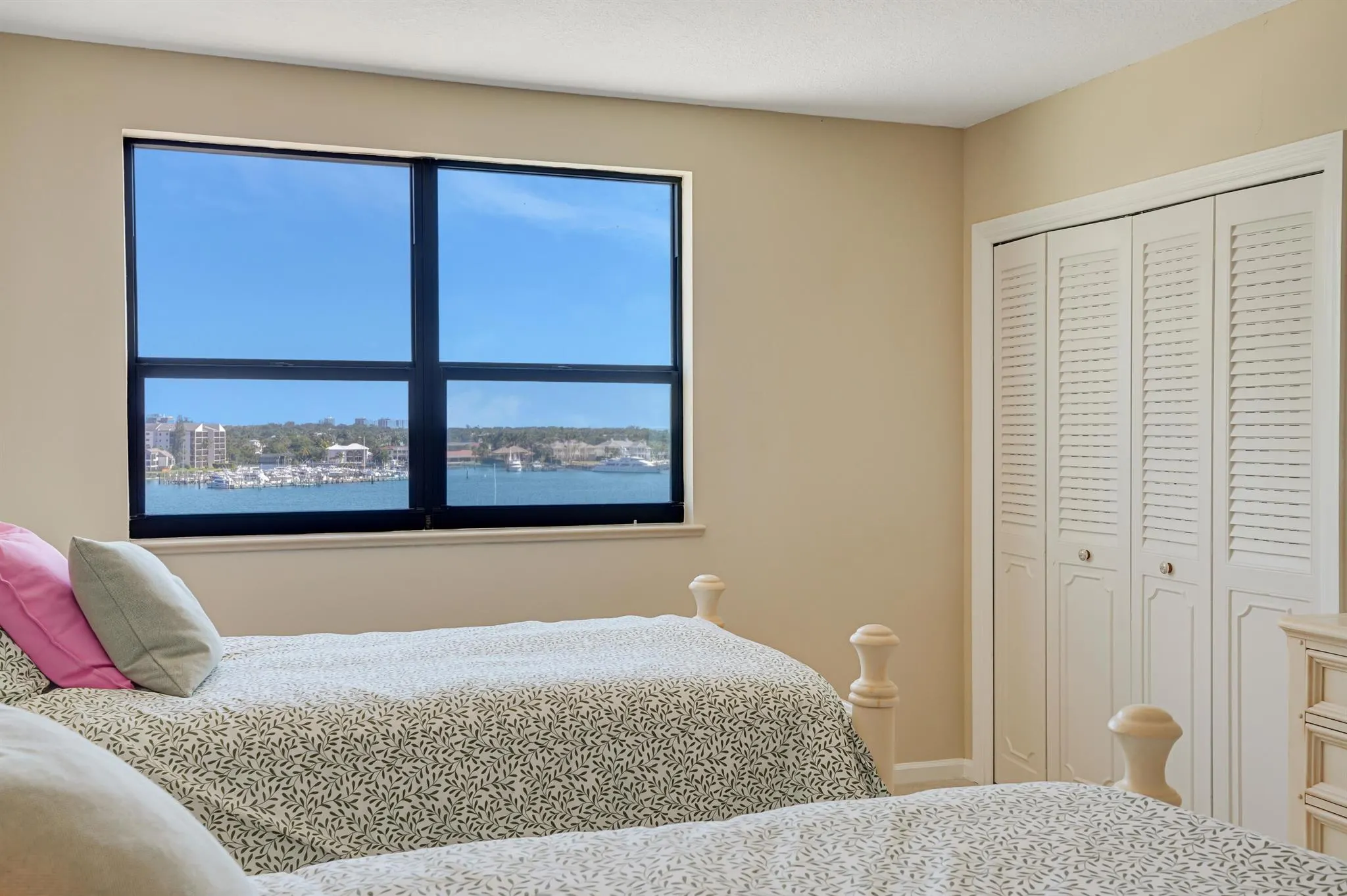 1208 Marine Way, #602