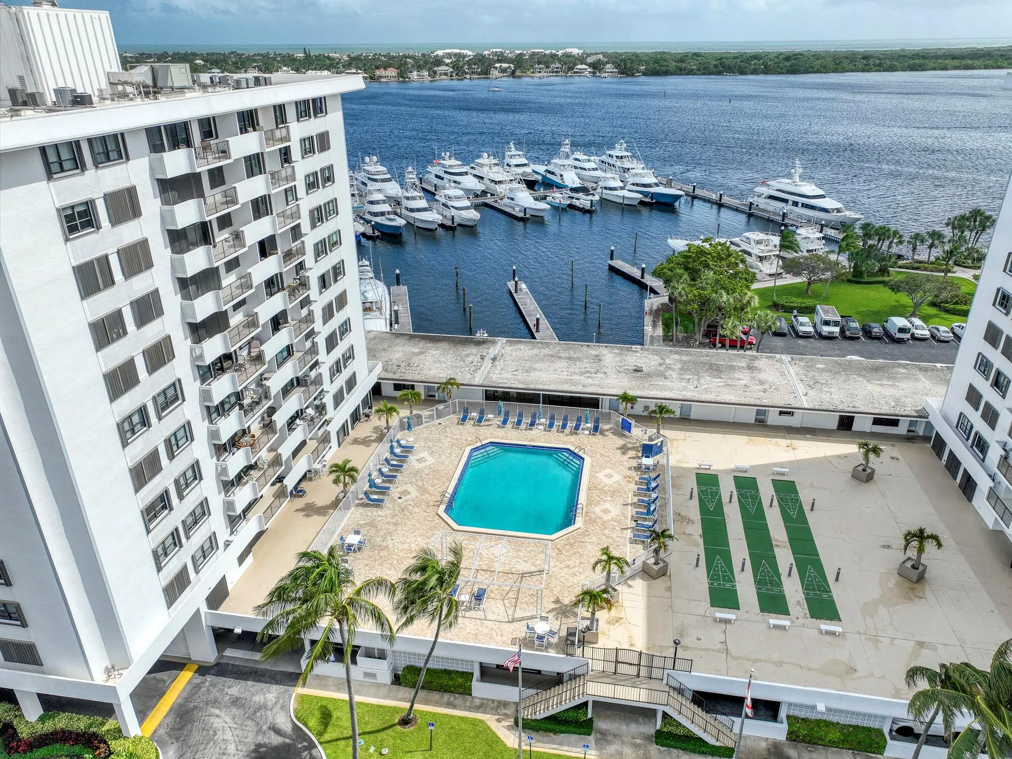 1208 Marine Way, #602