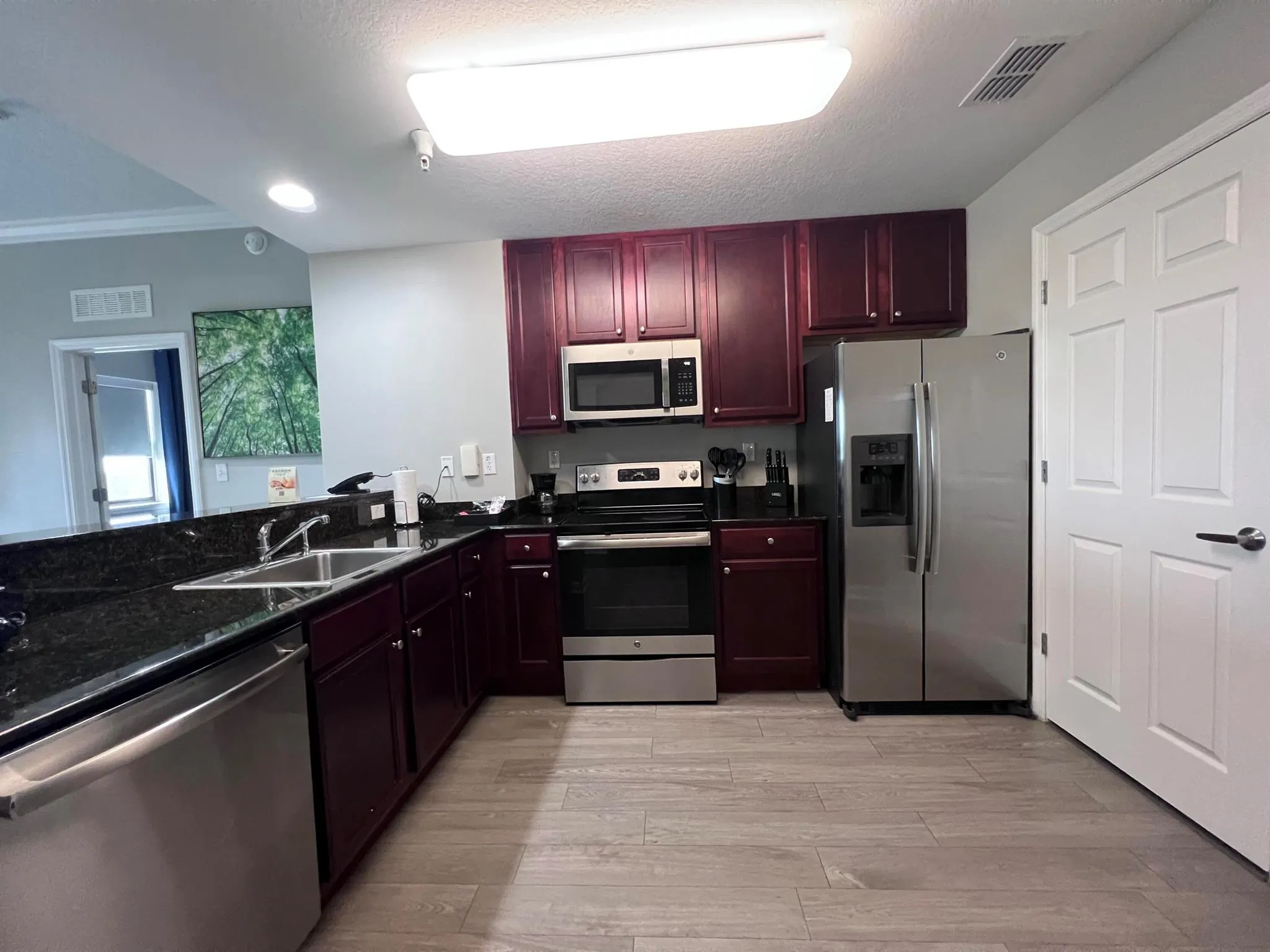14501 Grove Resort Avenue, #1617