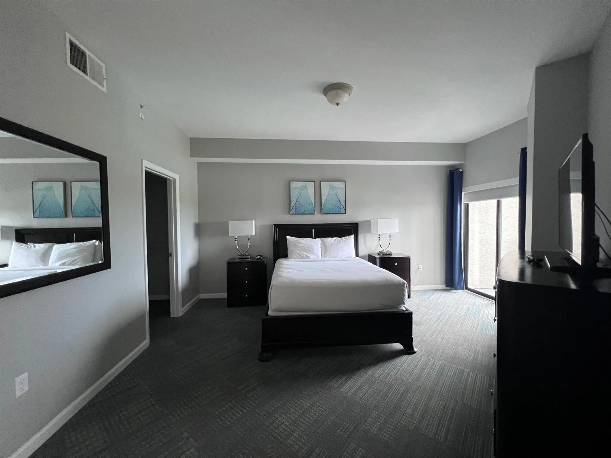 14501 Grove Resort Avenue, #1617