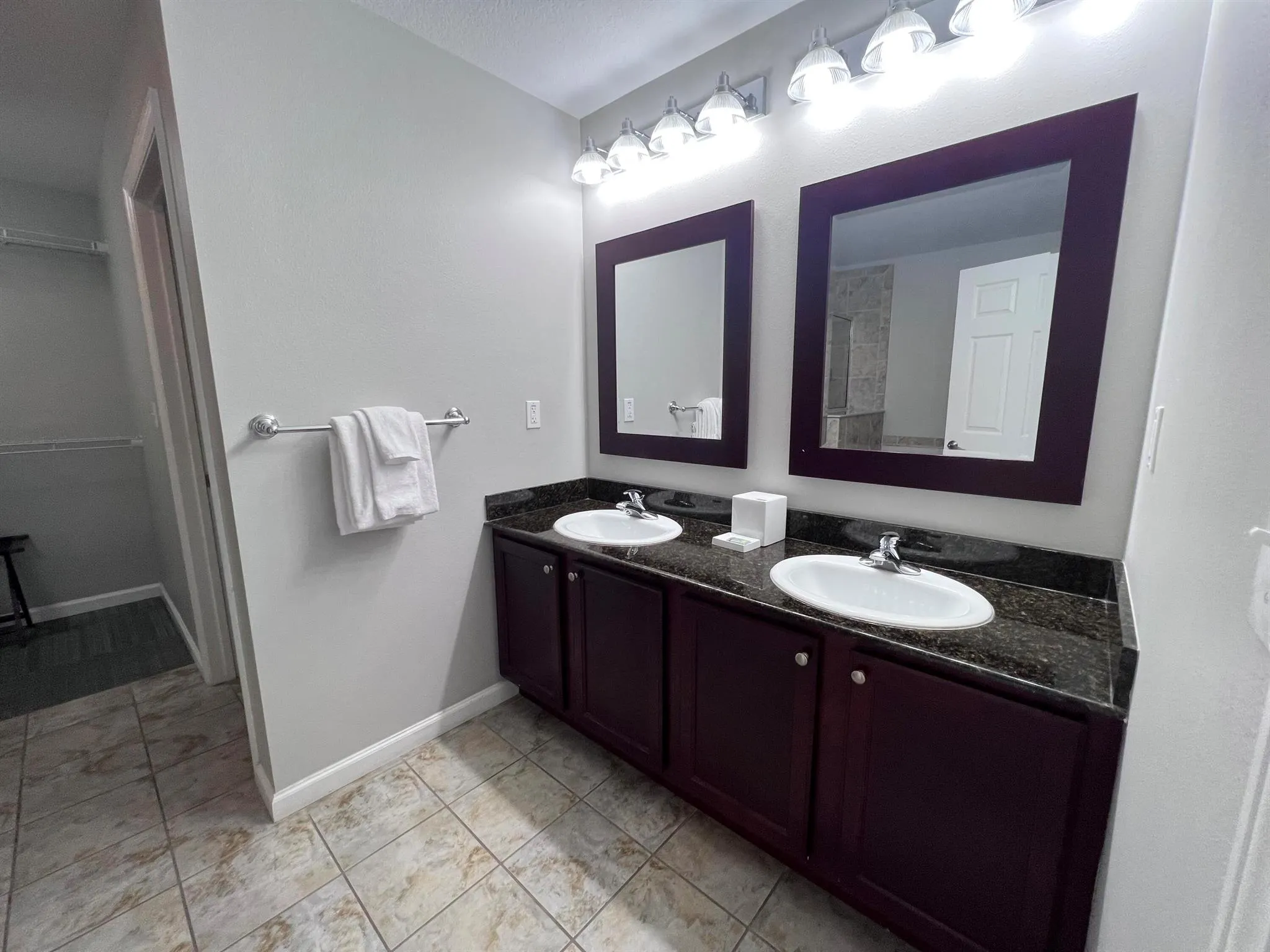 14501 Grove Resort Avenue, #1617