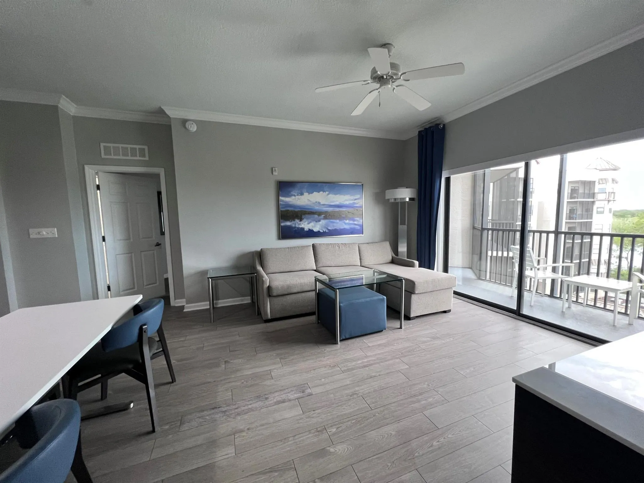 14501 Grove Resort Avenue, #1617