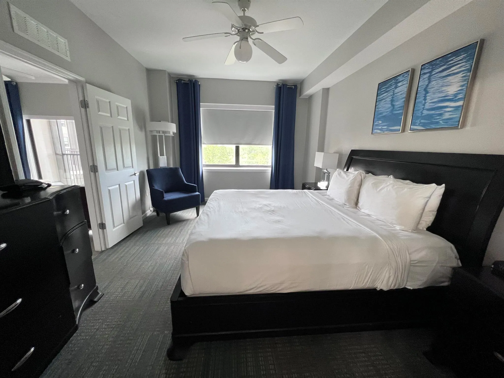 14501 Grove Resort Avenue, #1617