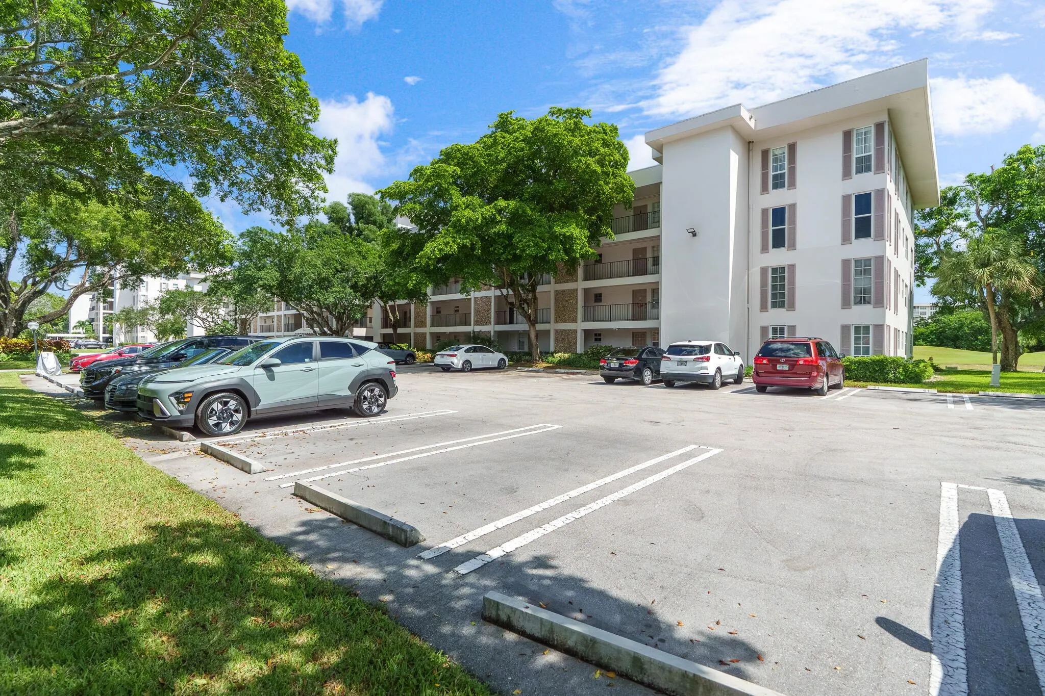2900 N Palm Aire Drive, #203