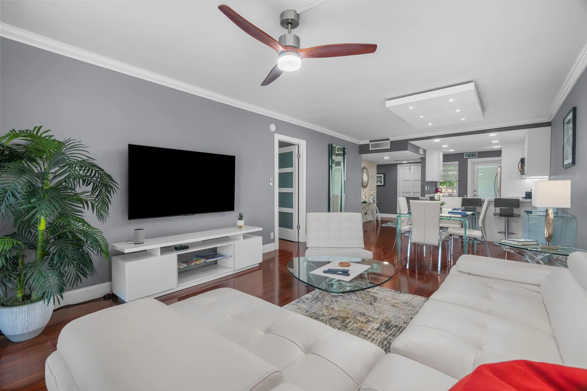 2900 N Palm Aire Drive, #203