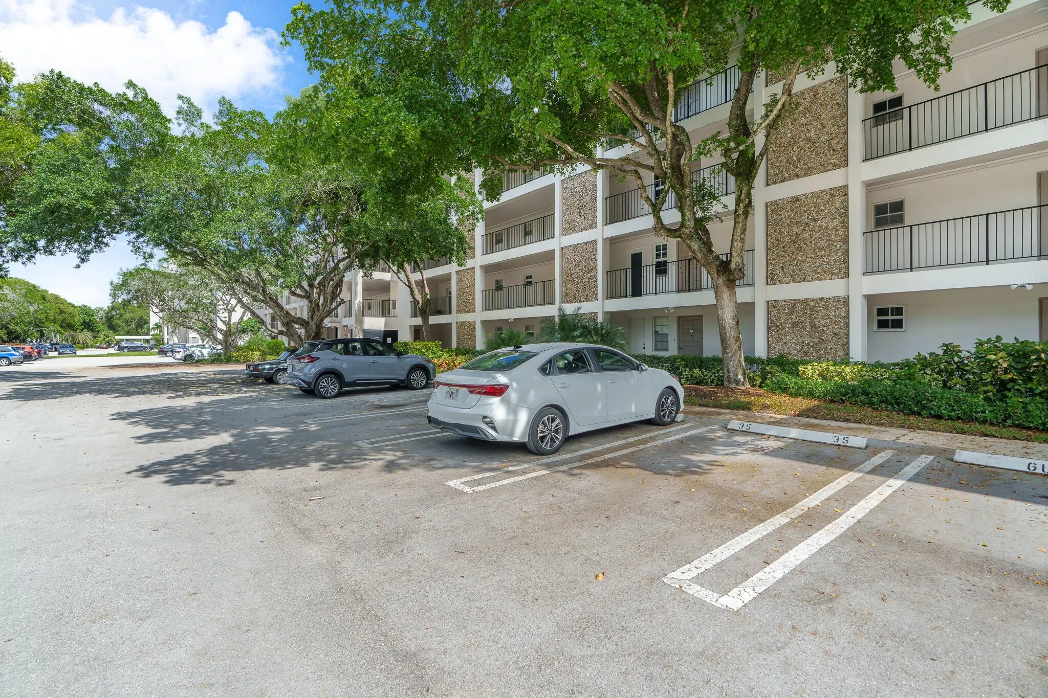 2900 N Palm Aire Drive, #203