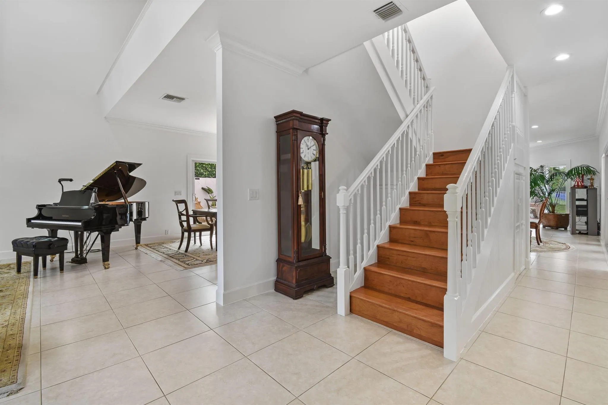 2801 Embassy Drive