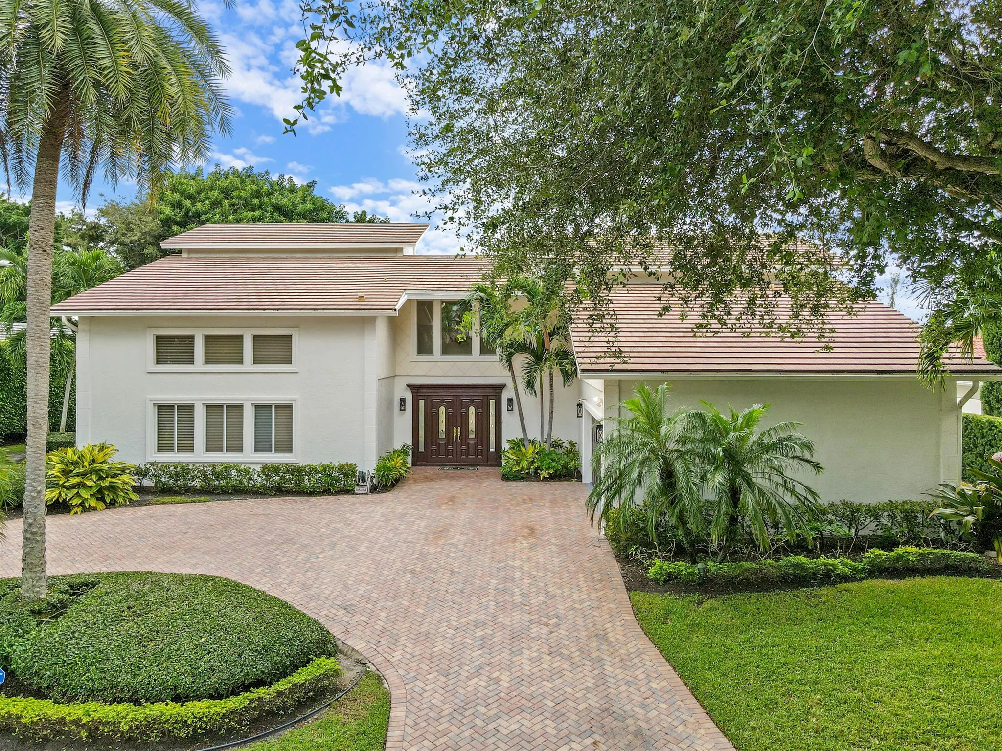 2801 Embassy Drive
