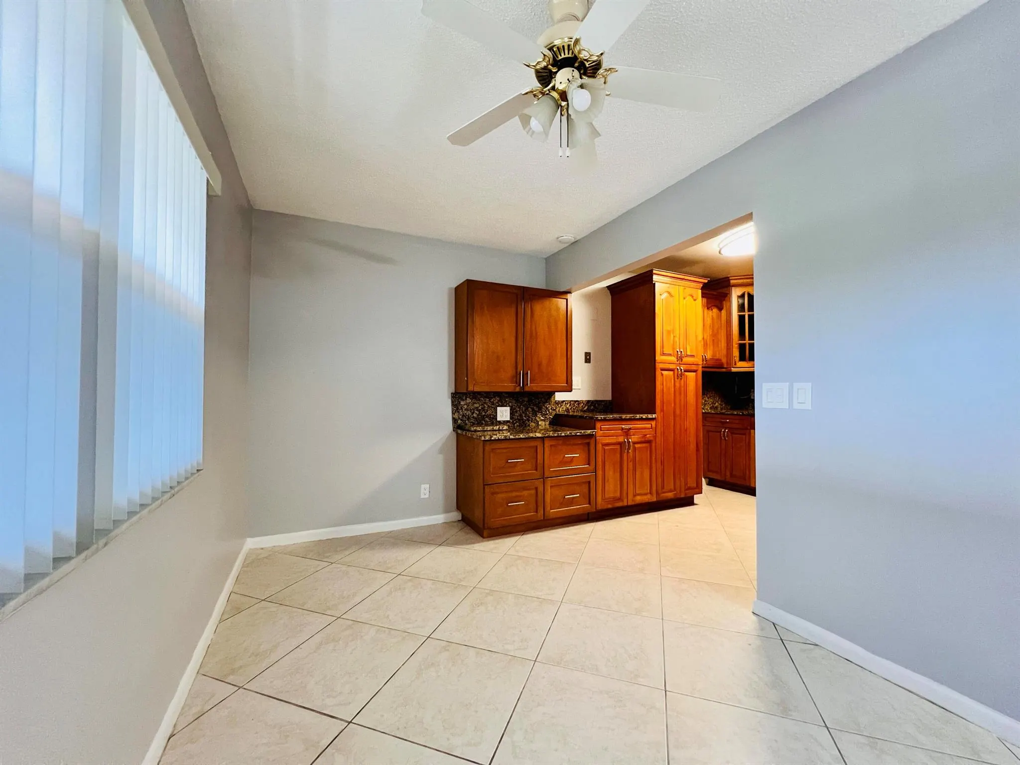 210 Somerset K