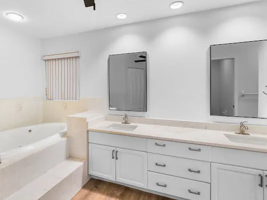 470 SW Sanctuary Place