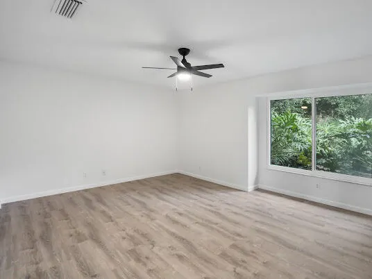 470 SW Sanctuary Place