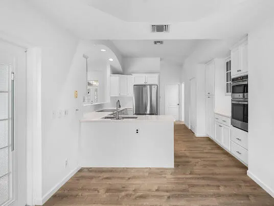 470 SW Sanctuary Place