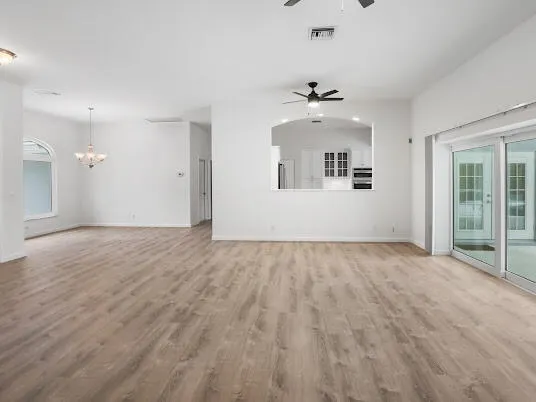 470 SW Sanctuary Place