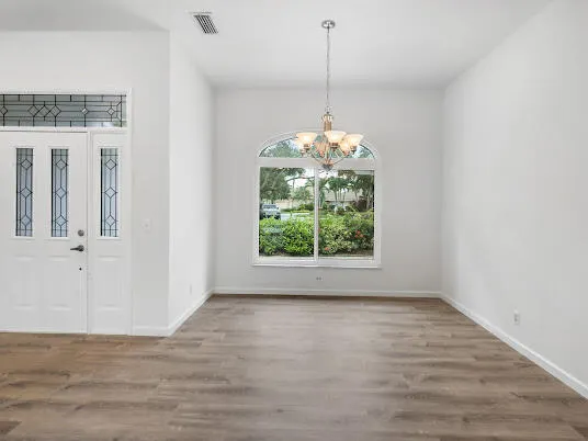 470 SW Sanctuary Place