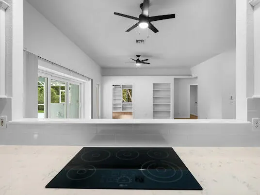 470 SW Sanctuary Place