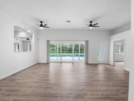 470 SW Sanctuary Place