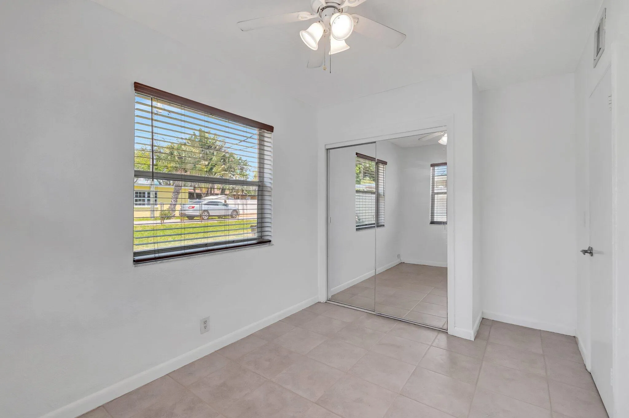 706 SE 4th Avenue, #706