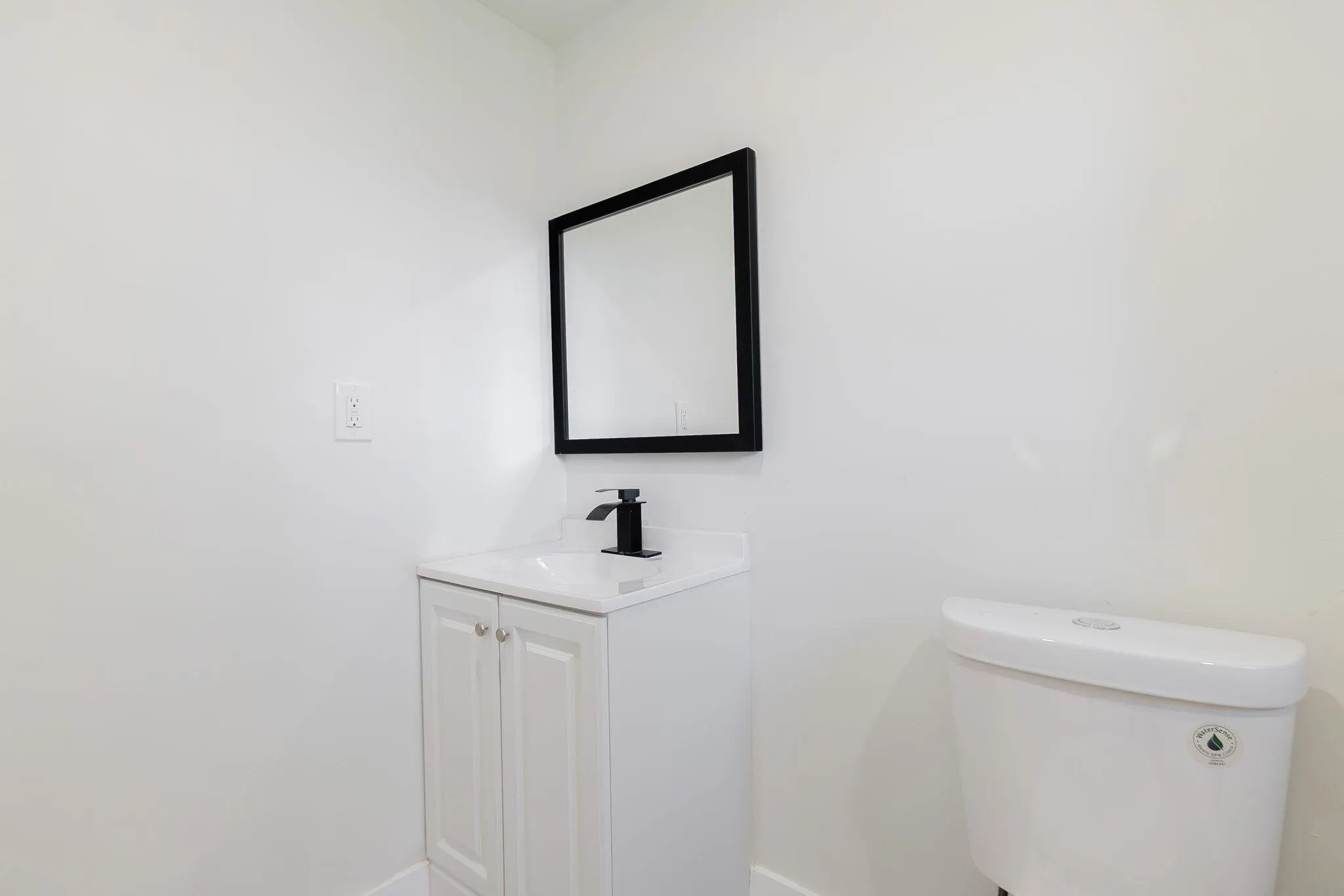 1108 W 33rd Street